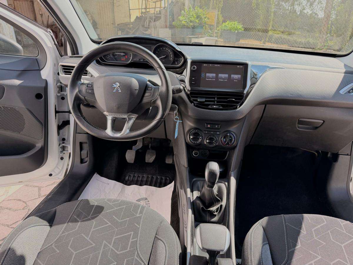 peugeot-2008-2016-gasolina-1199cc