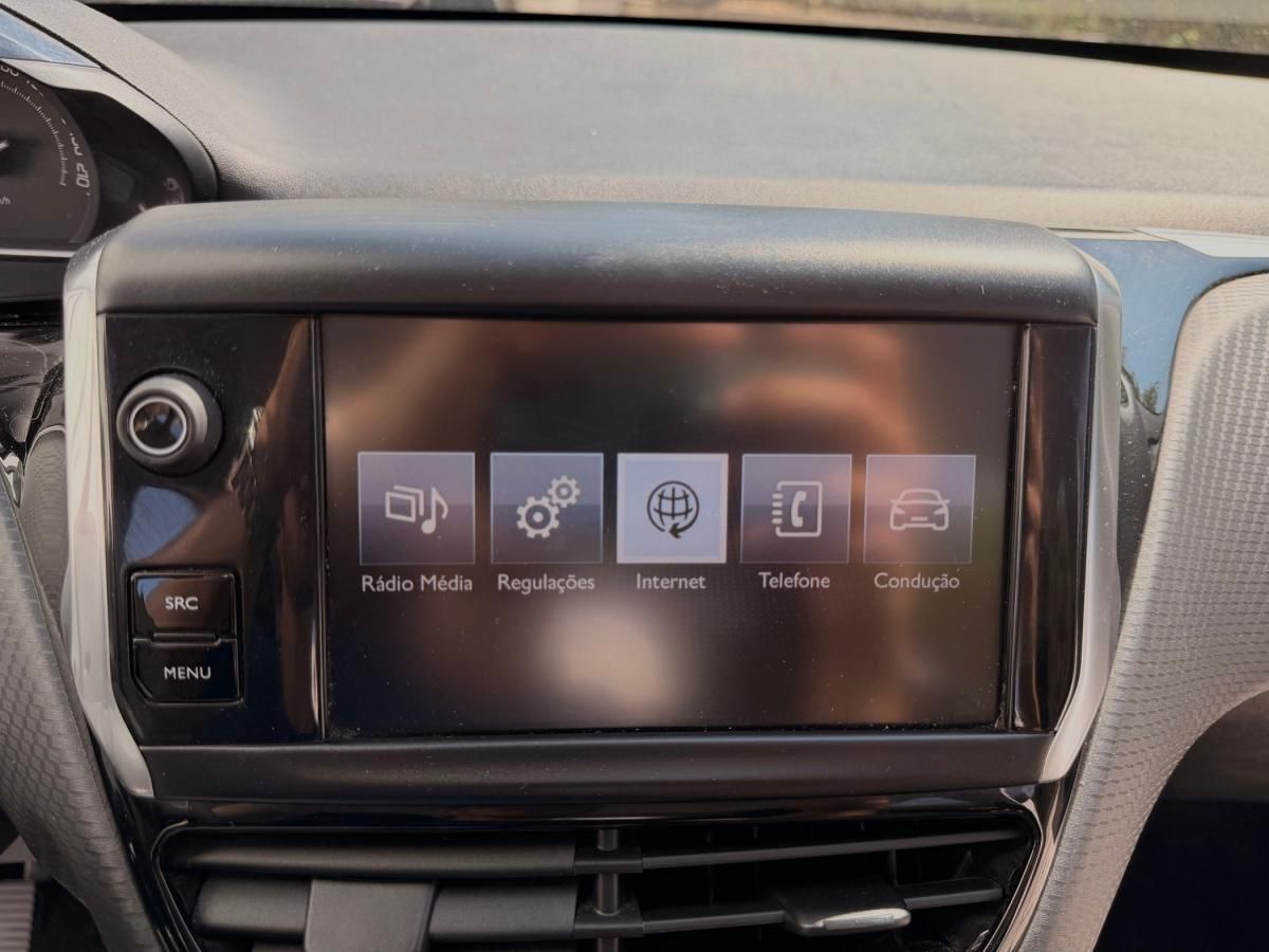 peugeot-2008-2016-gasolina-1199cc