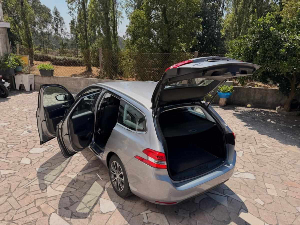 peugeot-308-sw-2015-gasolina-1199cc