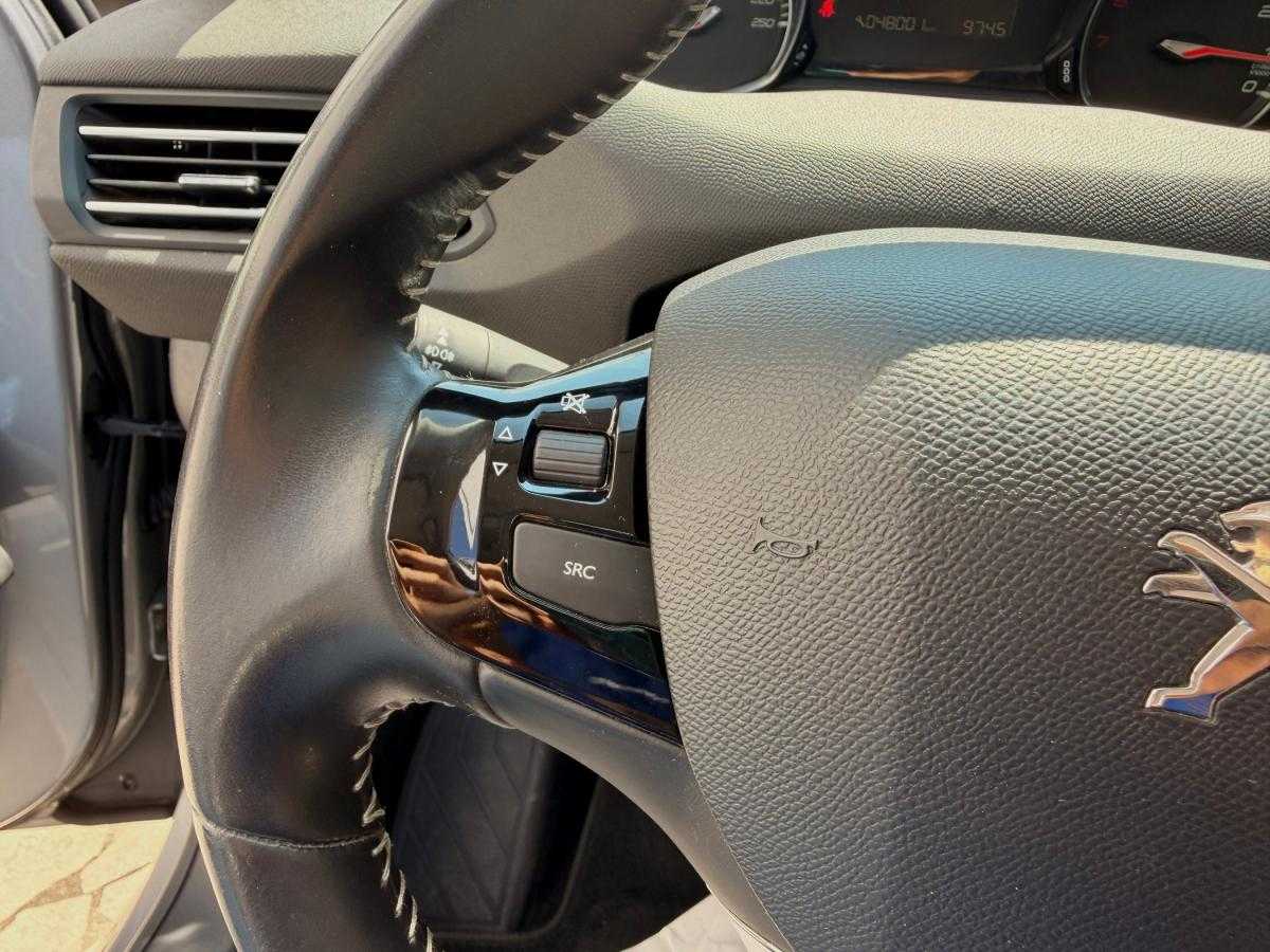 peugeot-308-sw-2015-gasolina-1199cc