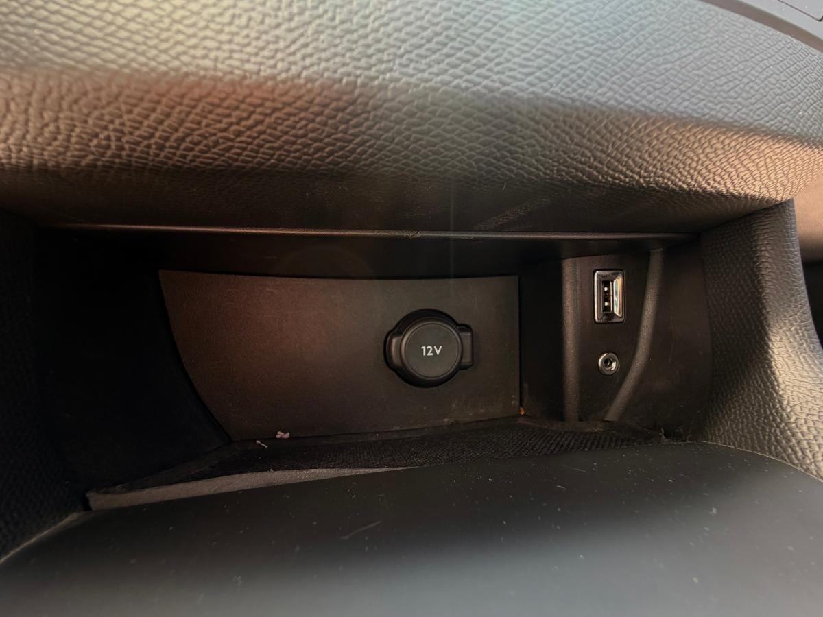 peugeot-308-sw-2015-gasolina-1199cc