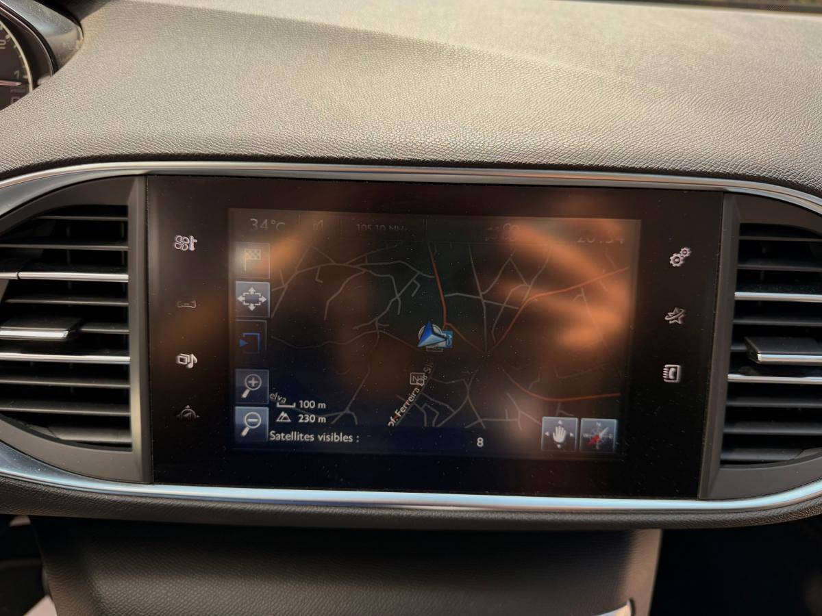 peugeot-308-sw-2015-gasolina-1199cc