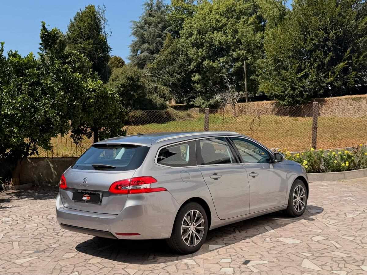 peugeot-308-sw-2015-gasolina-1199cc