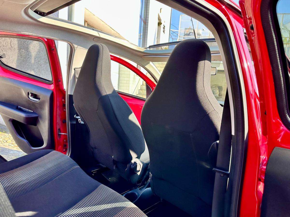 peugeot-108-2014-gasolina-1199cc