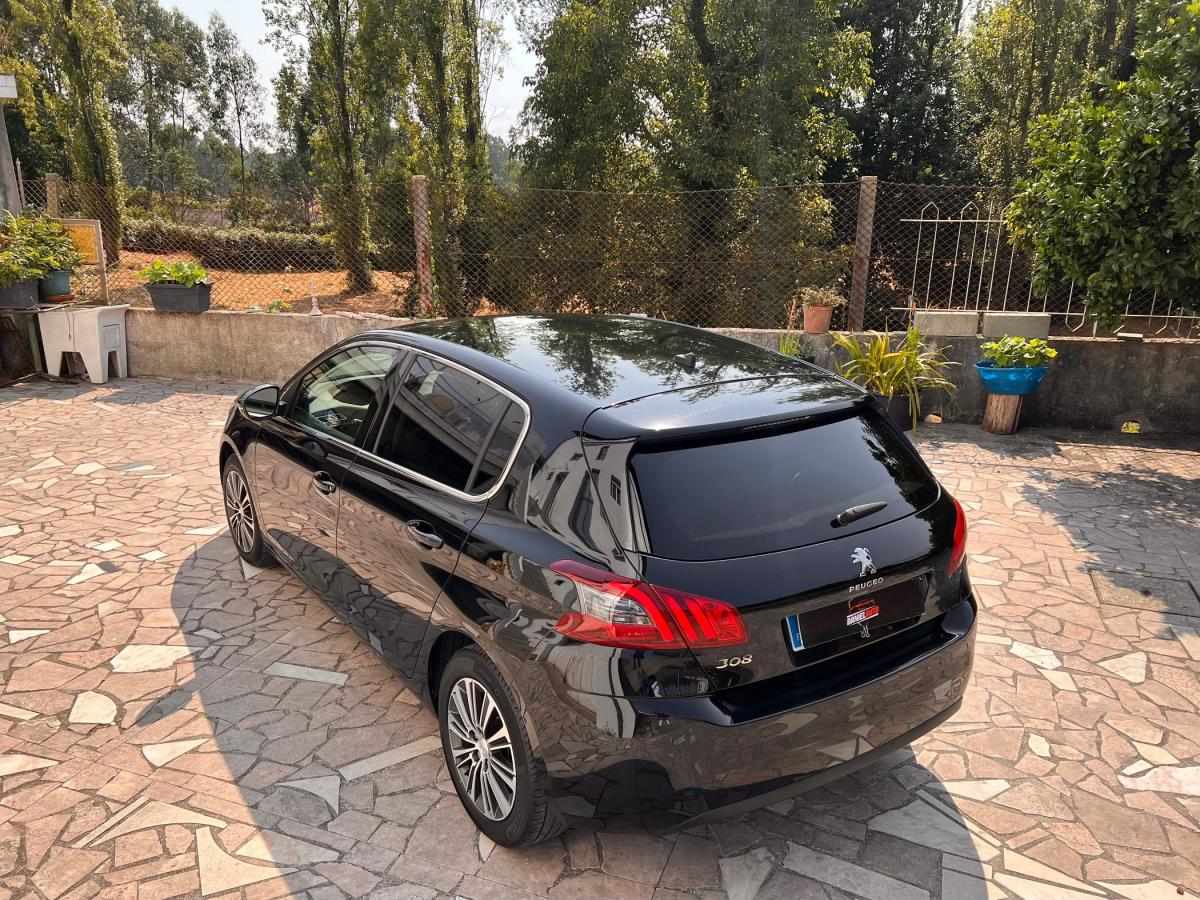 peugeot-308-2020-gasolina-1199cc