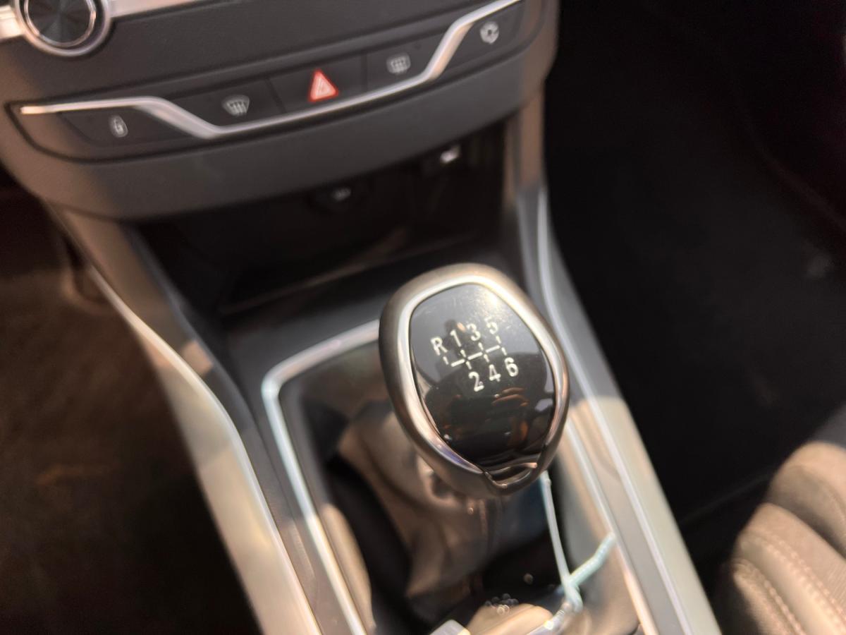 peugeot-308-2020-gasolina-1199cc