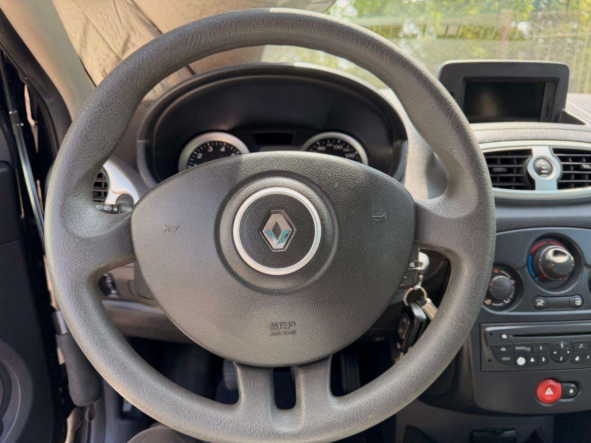 renault-clio-2010-gasolina-1149cc