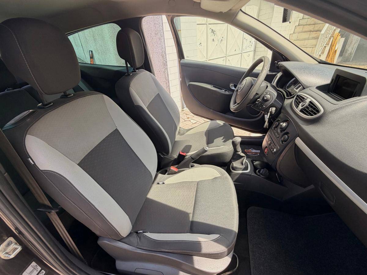 renault-clio-2010-gasolina-1149cc