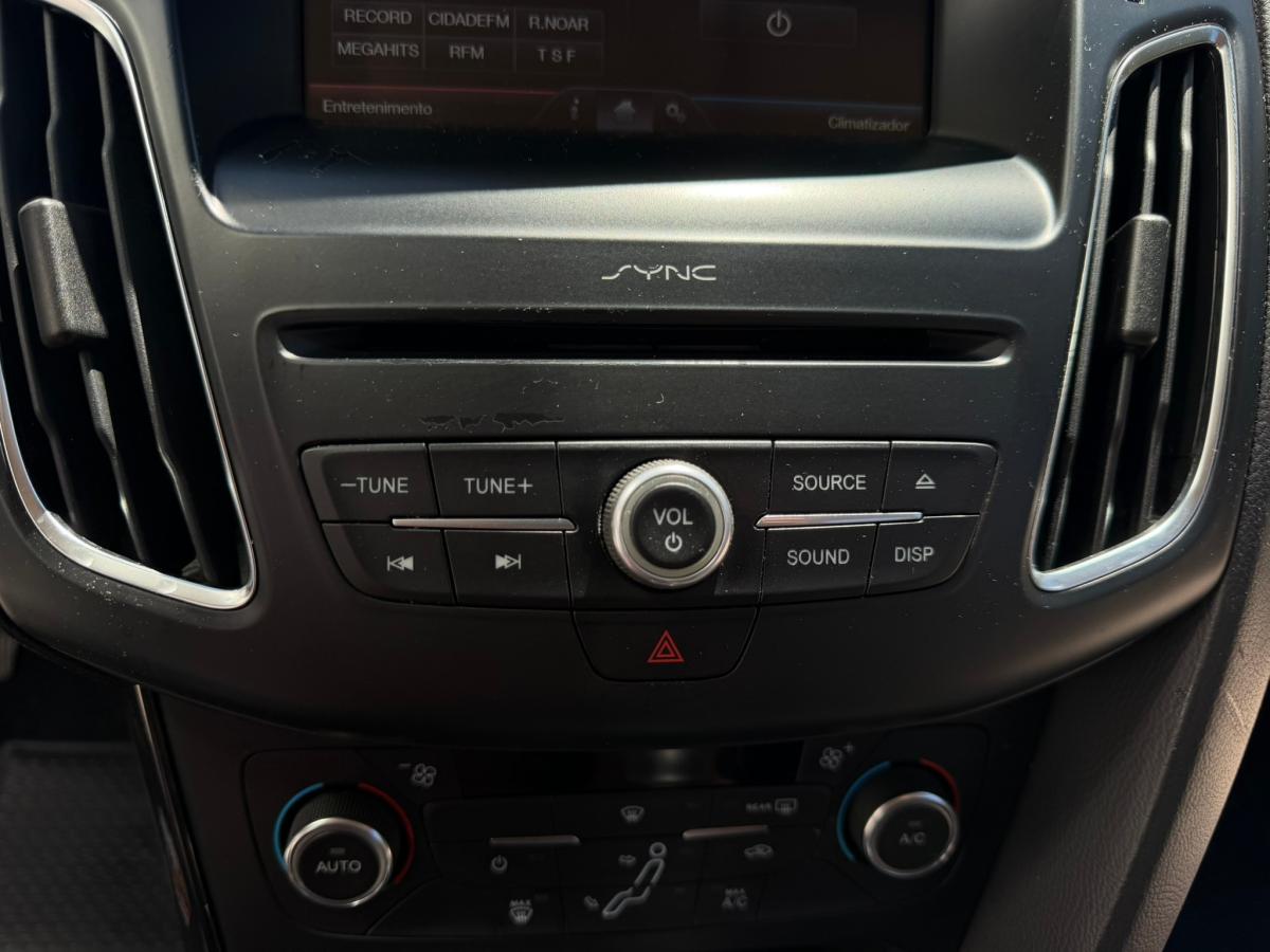 ford-focus-2016-diesel-1499cc