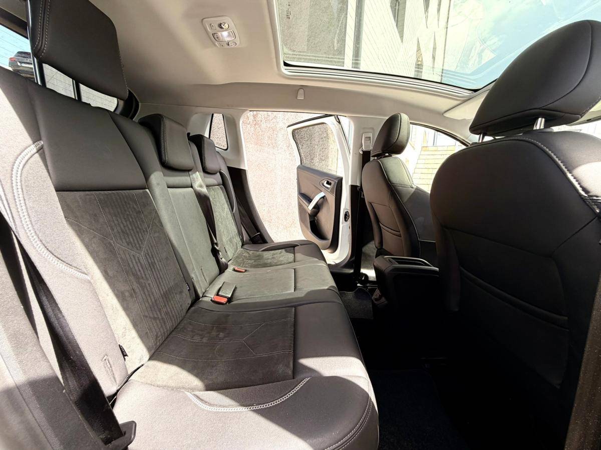peugeot-2008-2016-gasolina-1199cc