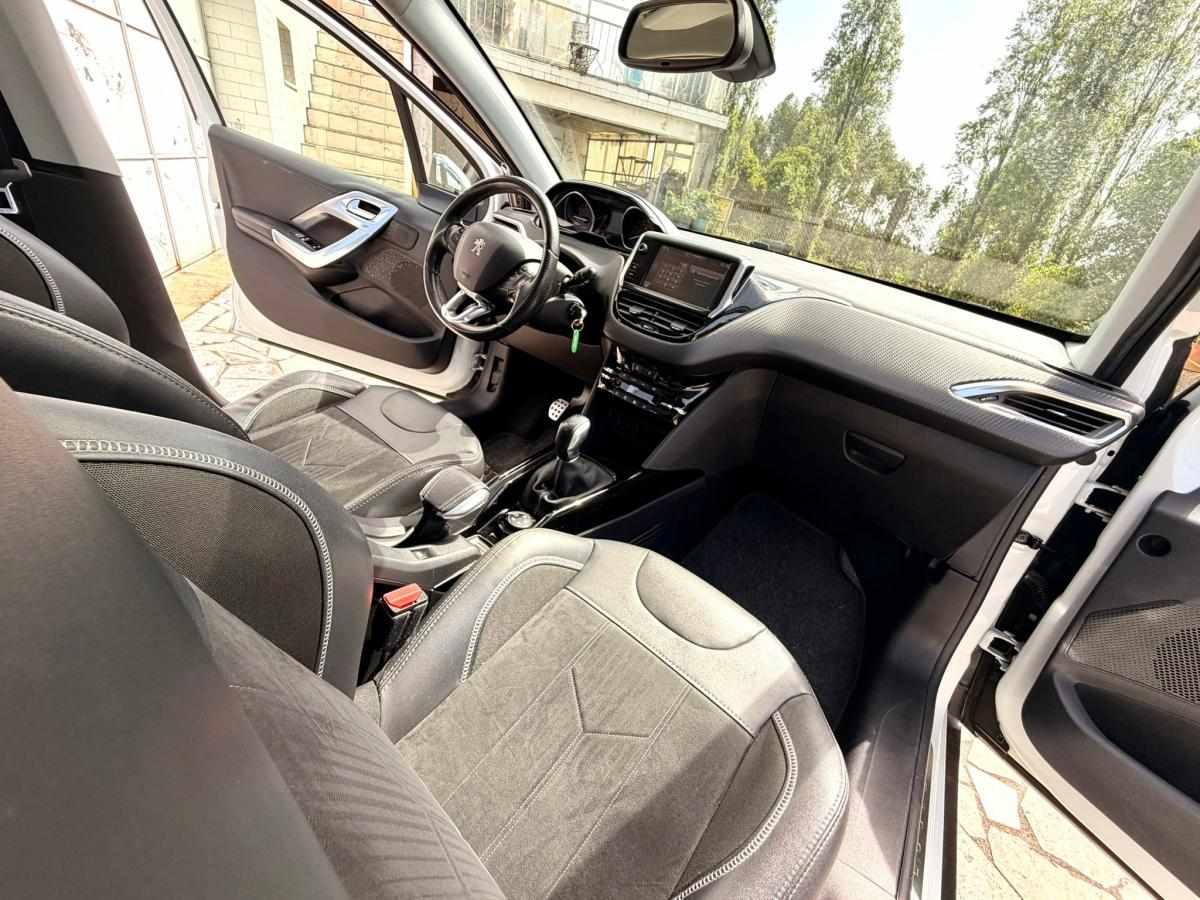 peugeot-2008-2016-gasolina-1199cc
