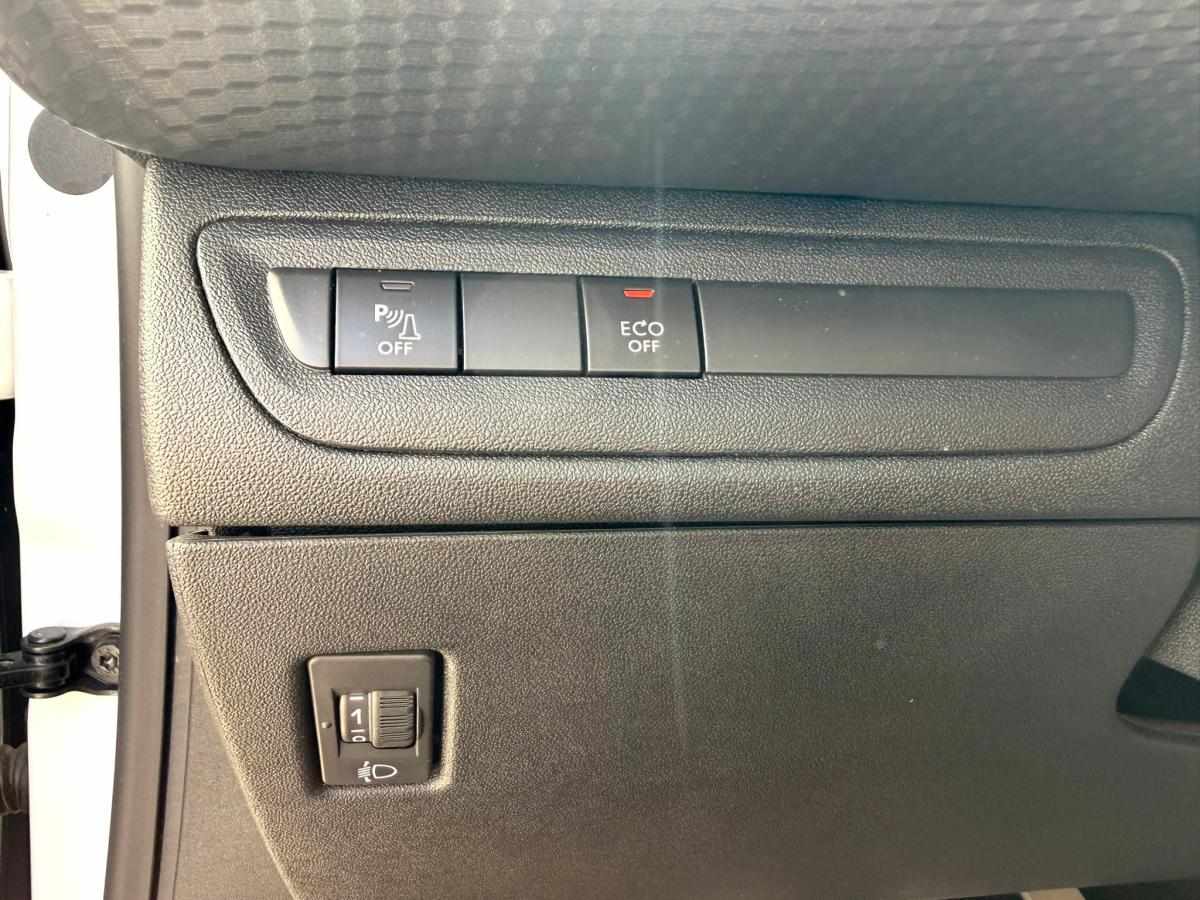 peugeot-2008-2016-gasolina-1199cc