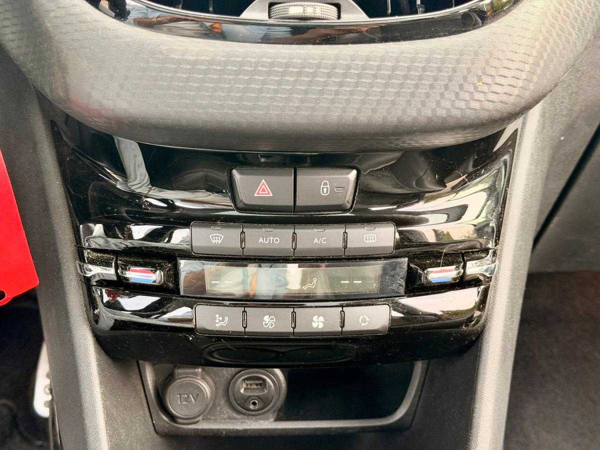 peugeot-2008-2017-gasolina-1199cc