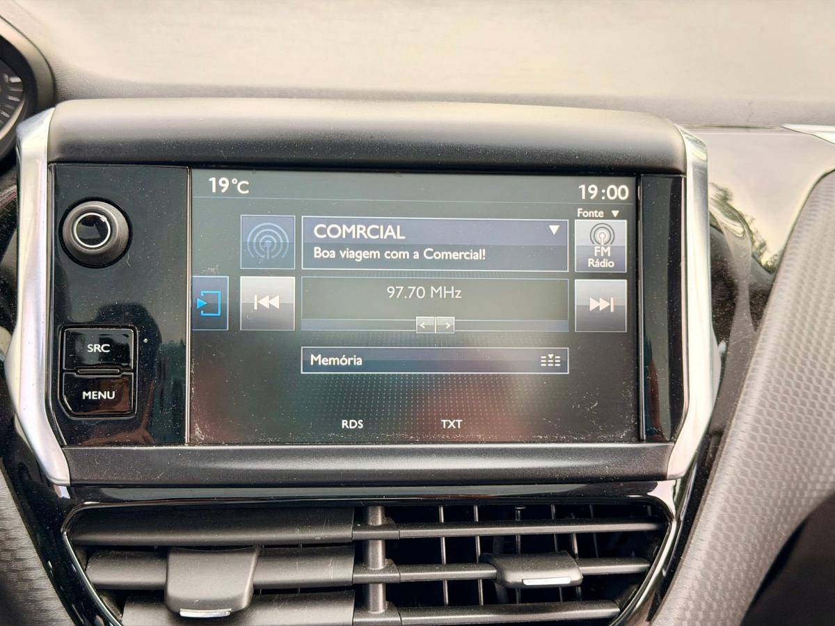 peugeot-2008-2017-gasolina-1199cc