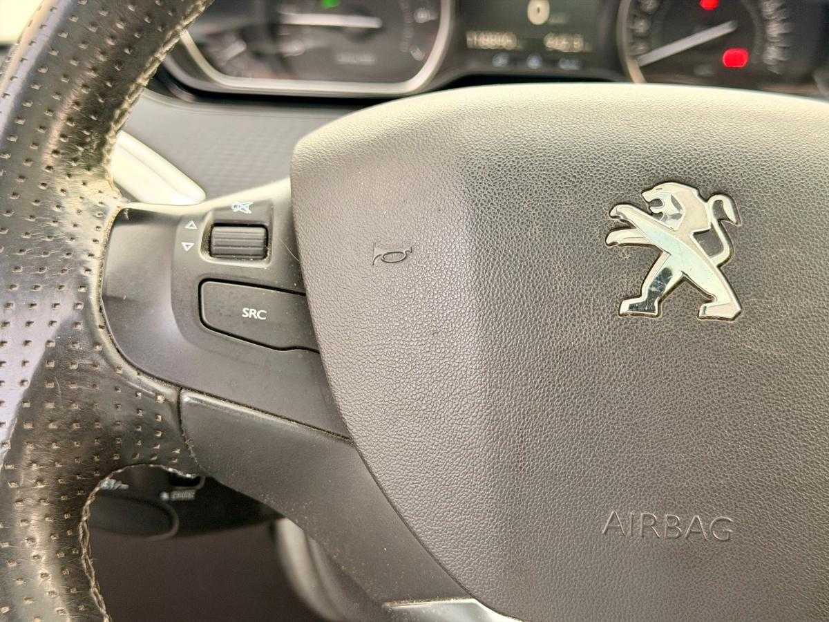 peugeot-2008-2017-gasolina-1199cc