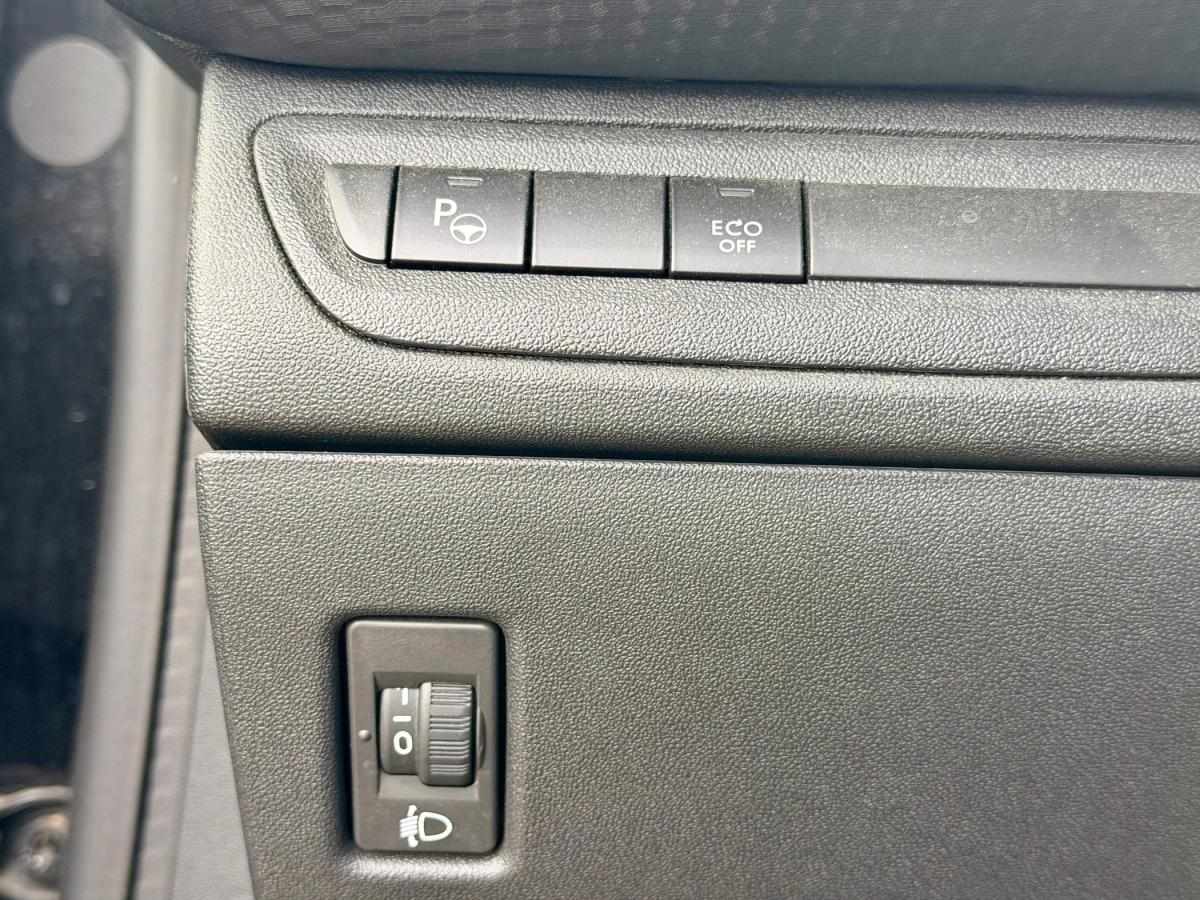 peugeot-2008-2017-gasolina-1199cc