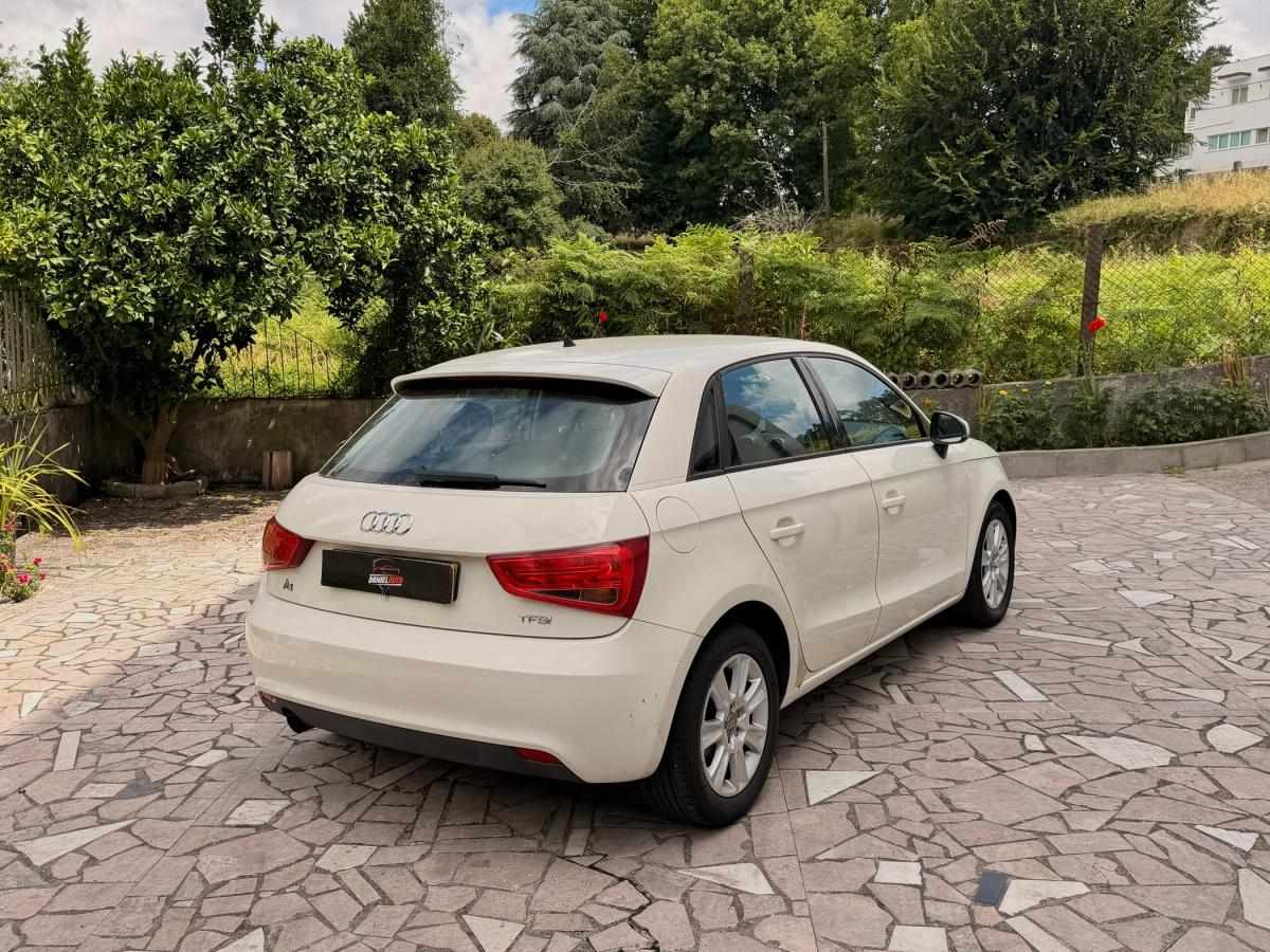 audi-a1-2012-gasolina-1197cc
