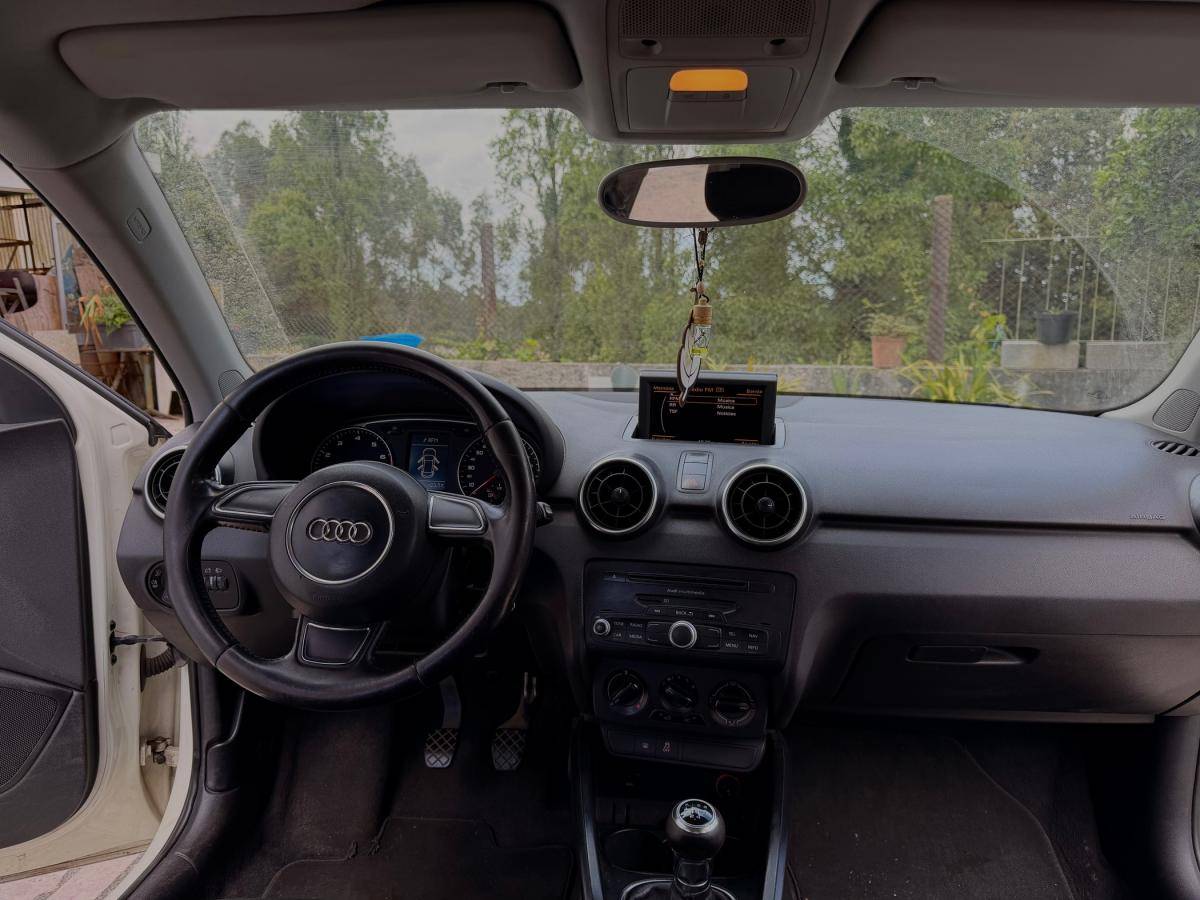 audi-a1-2012-gasolina-1197cc