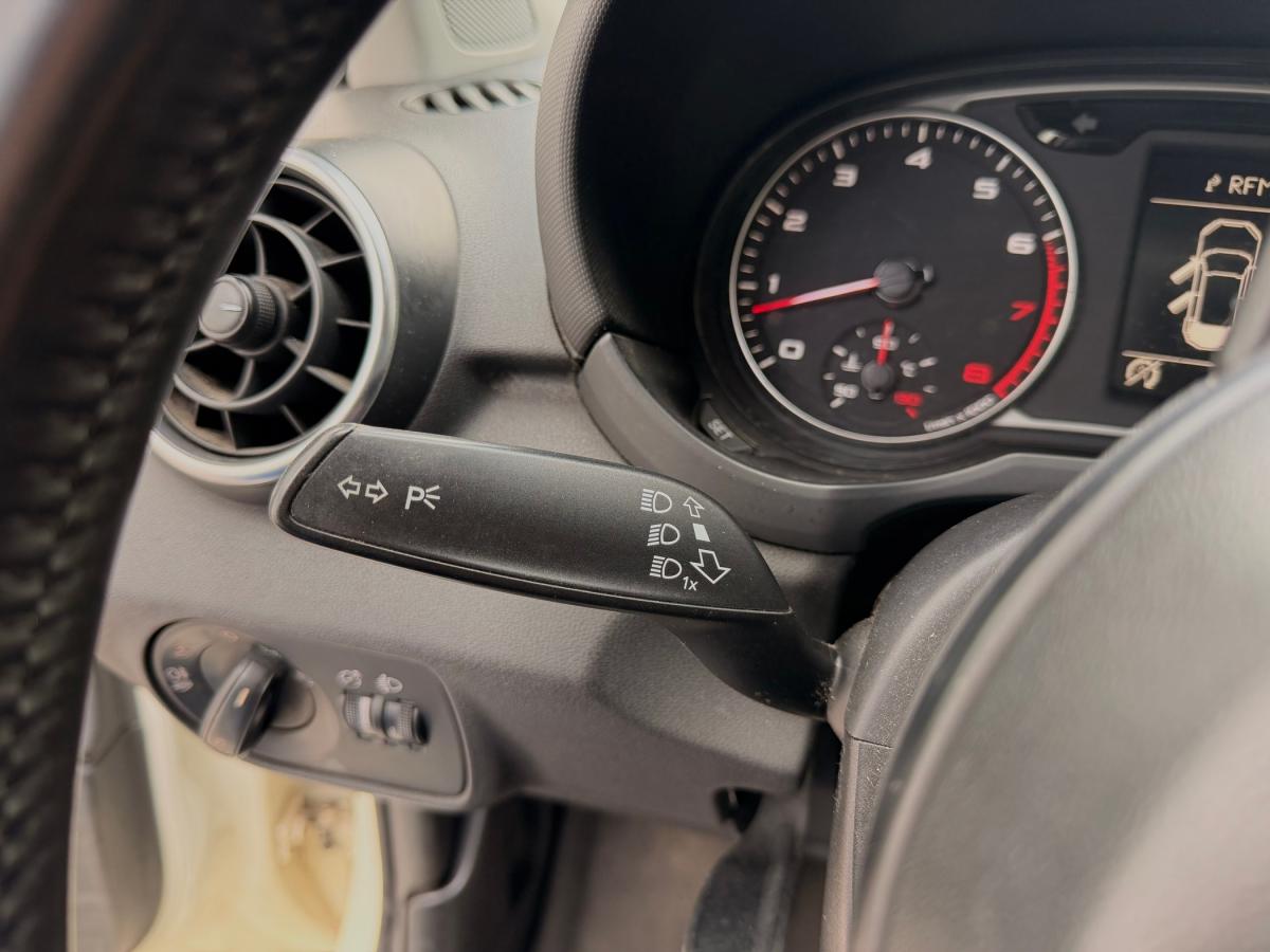 audi-a1-2012-gasolina-1197cc