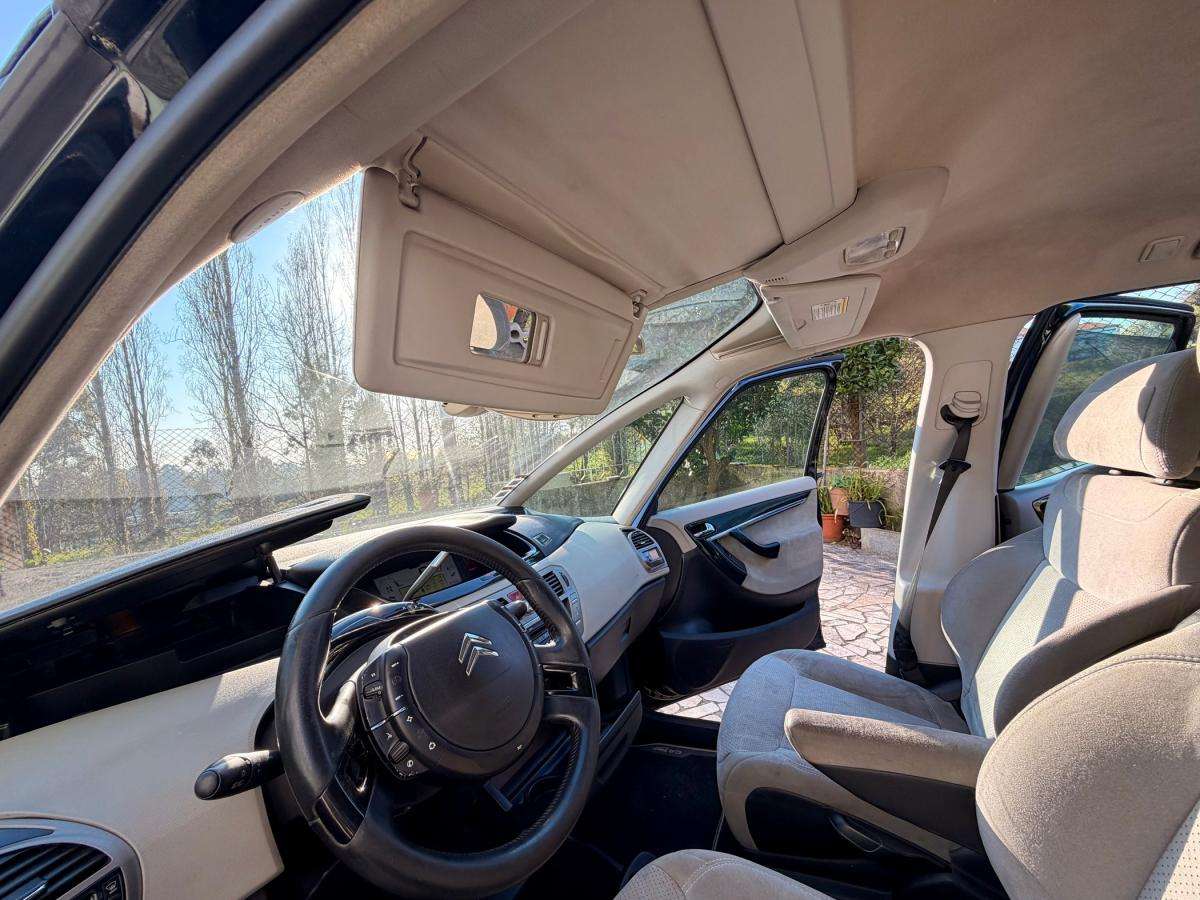 citroen-c4-picasso-2009-diesel-1560cc