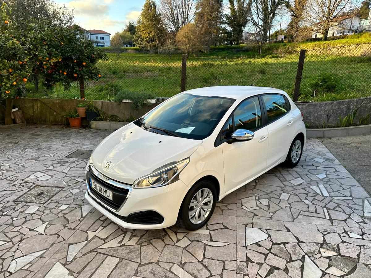 peugeot-208-2015-gasolina-999cc