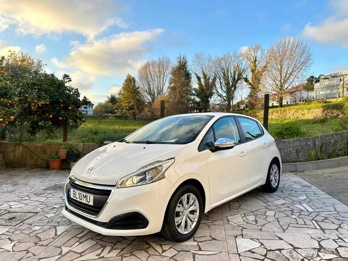 peugeot-208-2015-gasolina-999cc