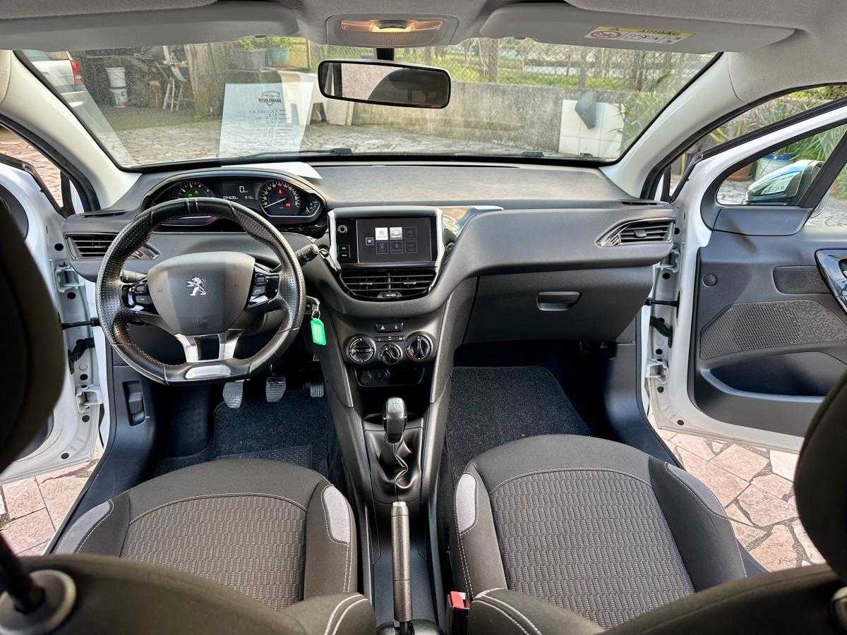peugeot-208-2015-gasolina-999cc