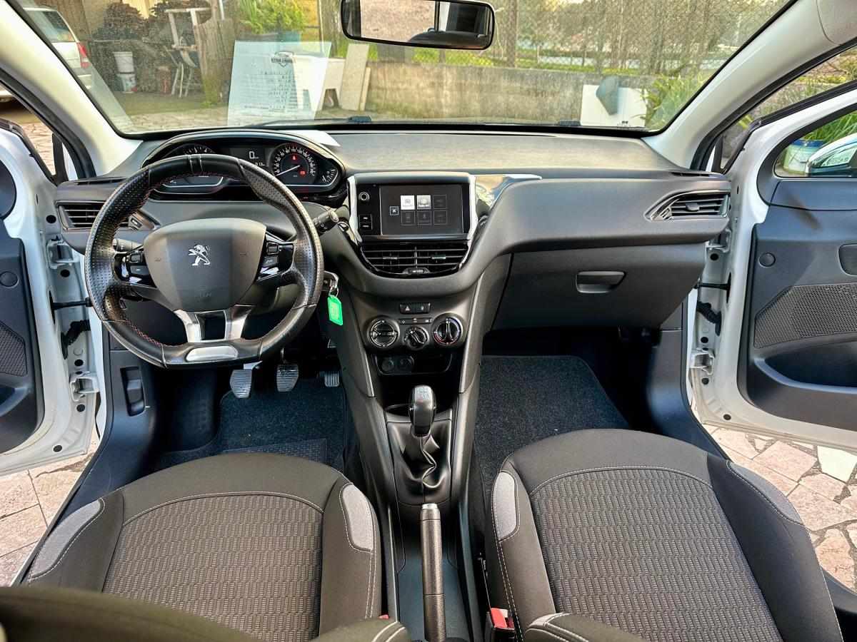 peugeot-208-2015-gasolina-999cc