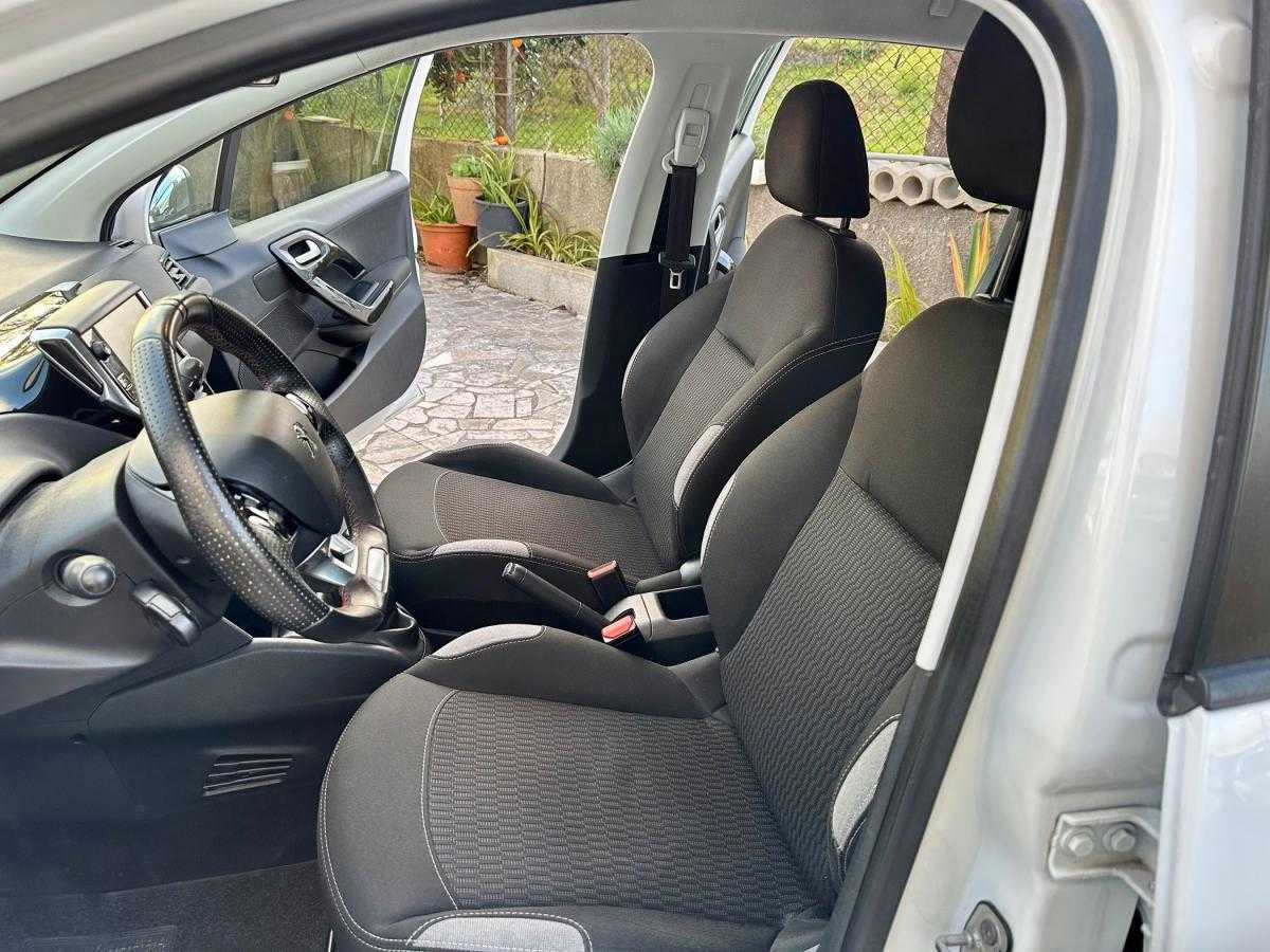 peugeot-208-2015-gasolina-999cc