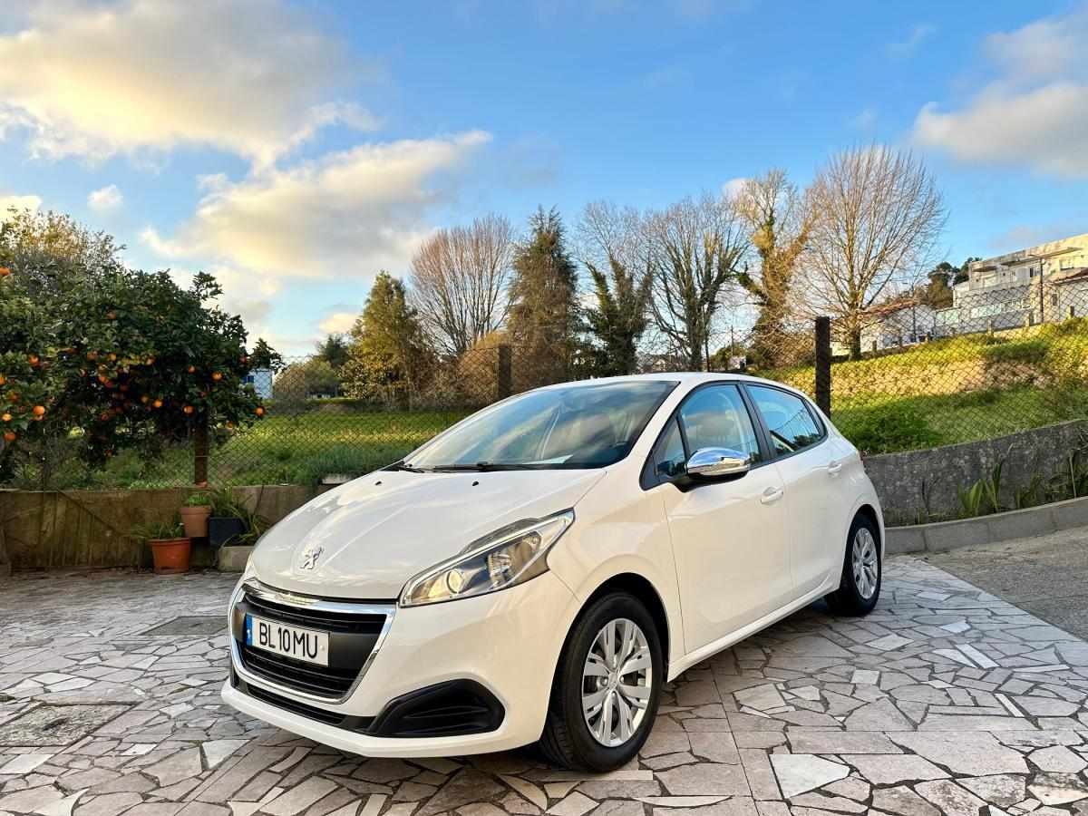 peugeot-208-2015-gasolina-999cc