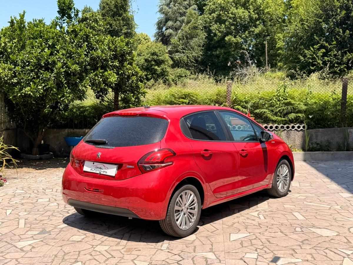 peugeot-208-2017-gasolina-1199cc