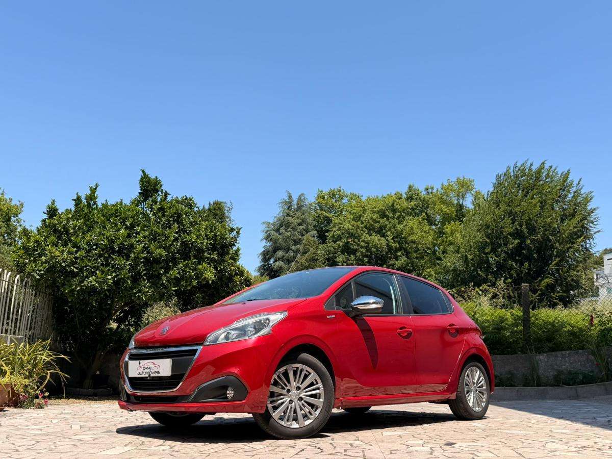 peugeot-208-2017-gasolina-1199cc