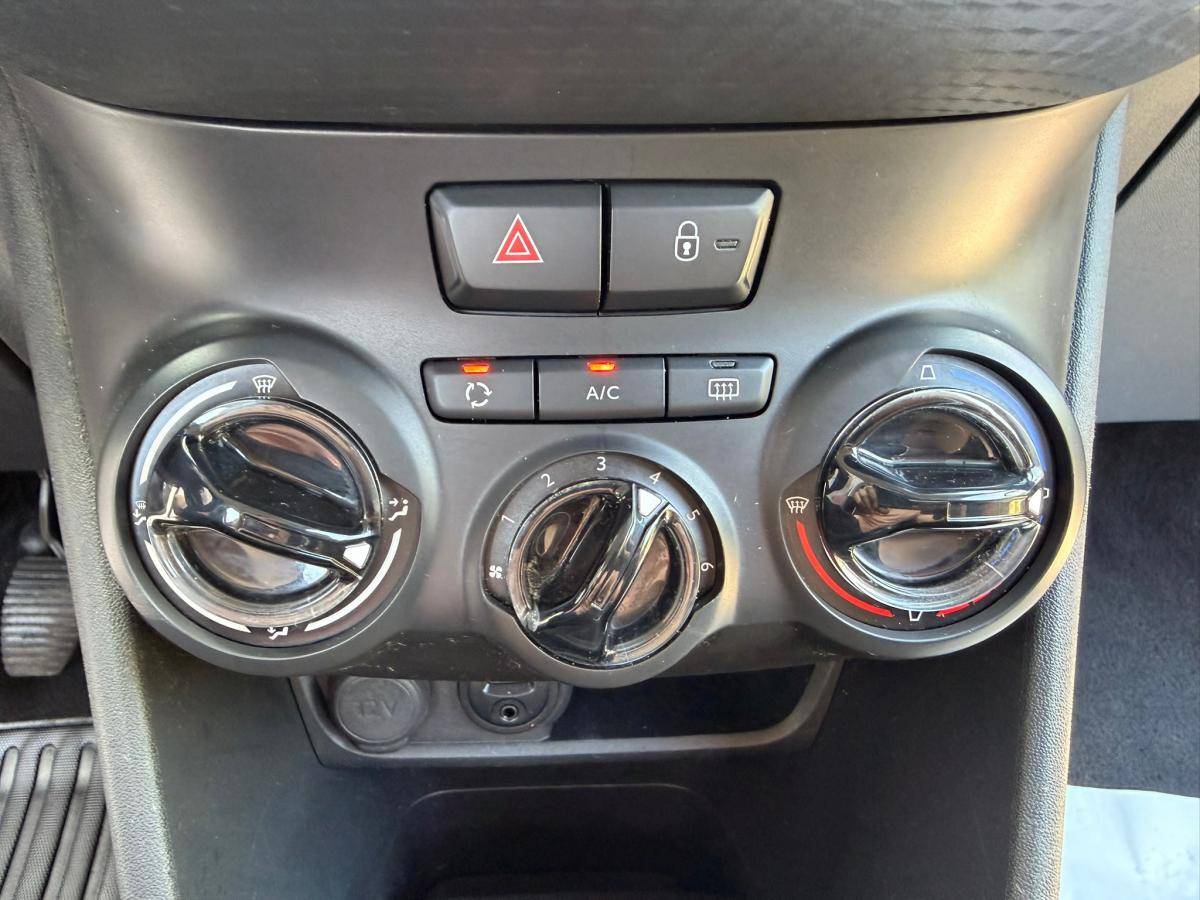 peugeot-208-2017-gasolina-1199cc