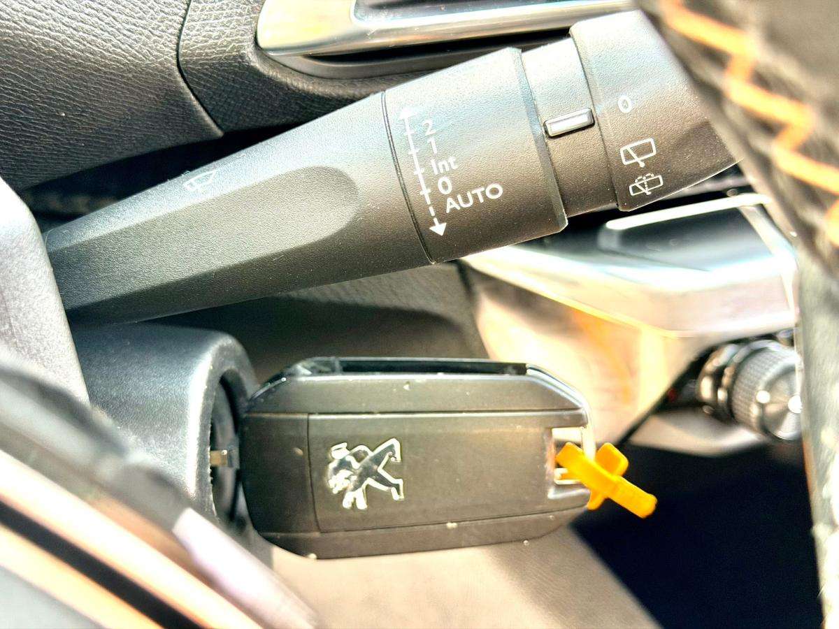 peugeot-3008-2016-gasolina-1199cc