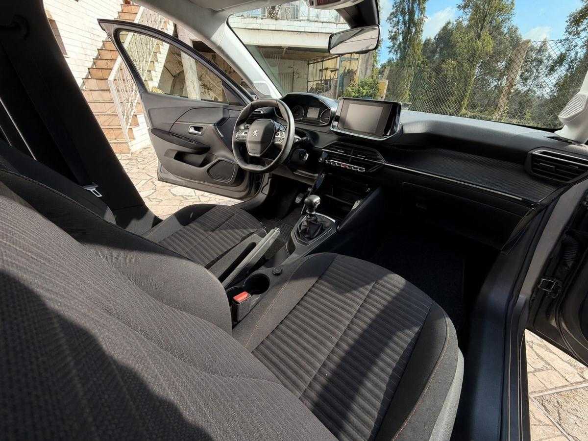 peugeot-208-2020-gasolina-1199cc