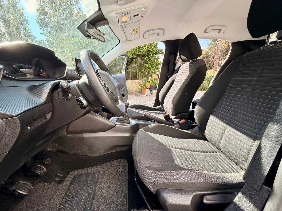 peugeot-208-2020-gasolina-1199cc