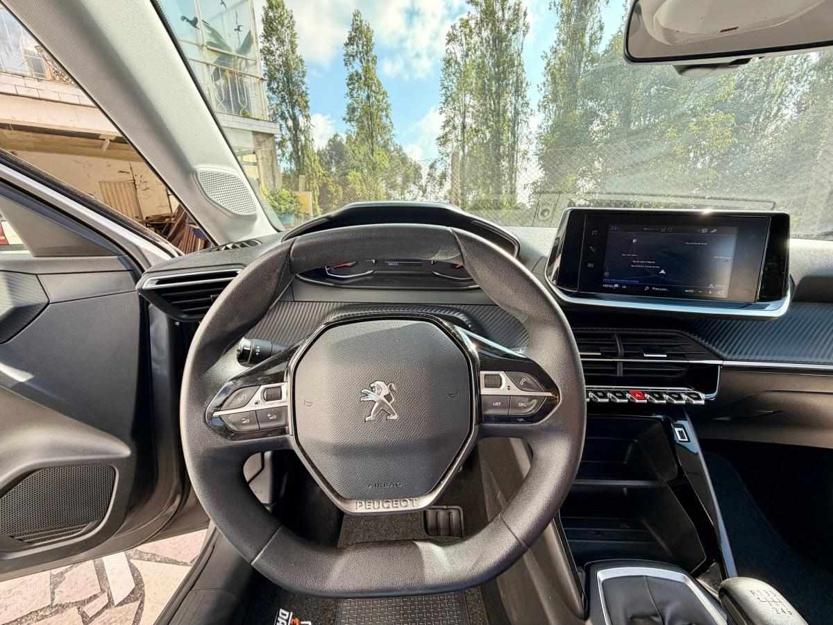 peugeot-208-2020-gasolina-1199cc