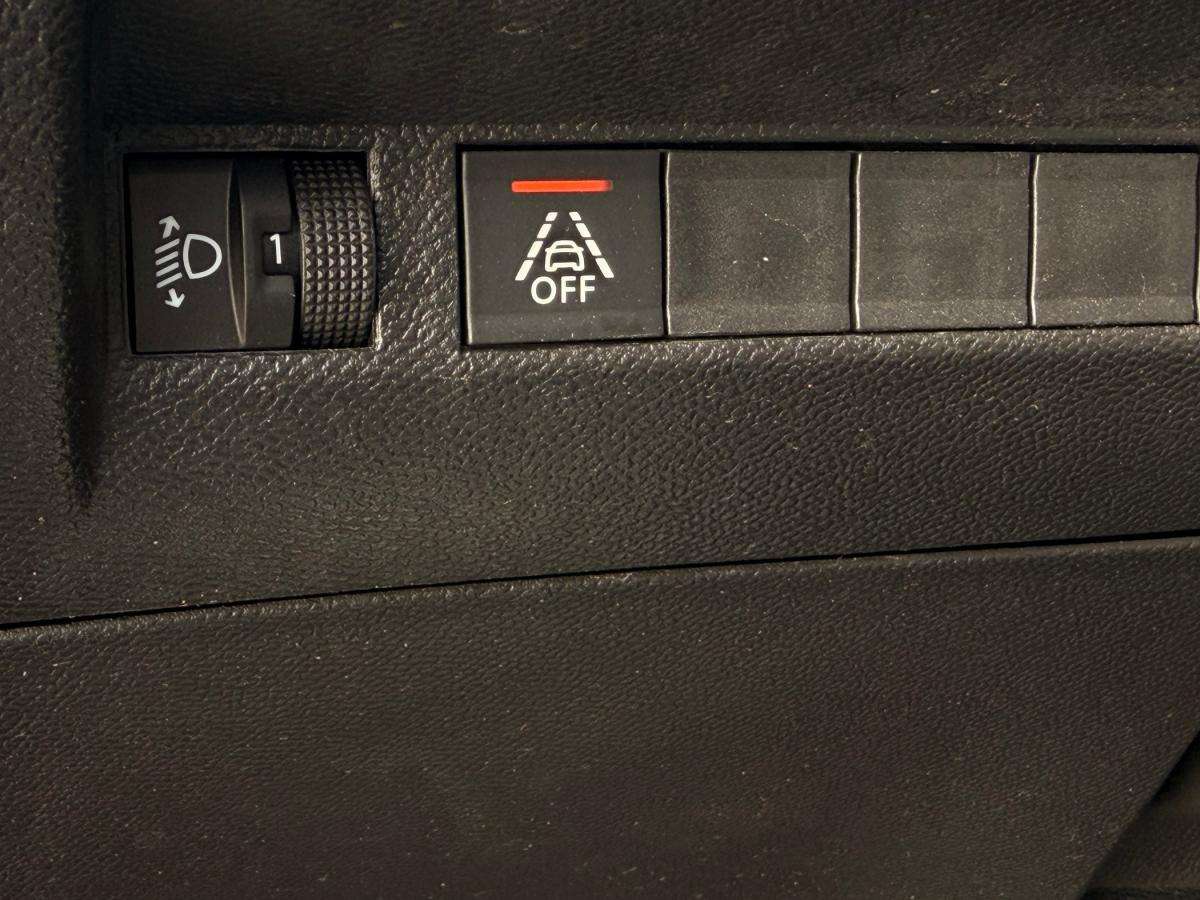 peugeot-208-2020-gasolina-1199cc
