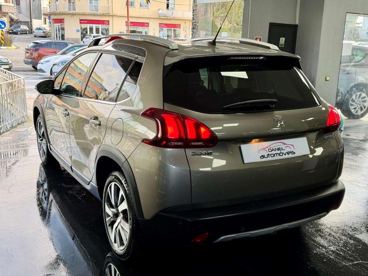peugeot-2008-2016-gasolina-1199cc