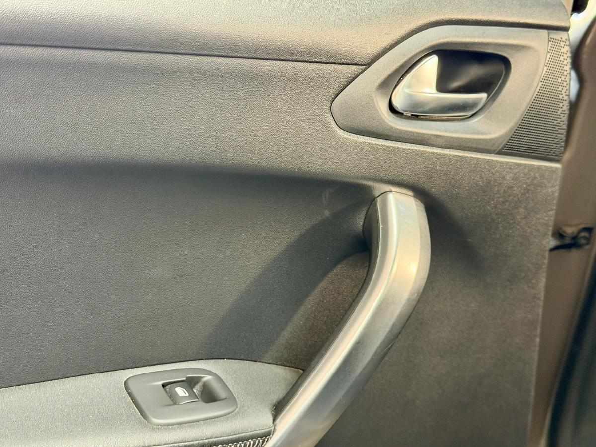 peugeot-2008-2016-gasolina-1199cc