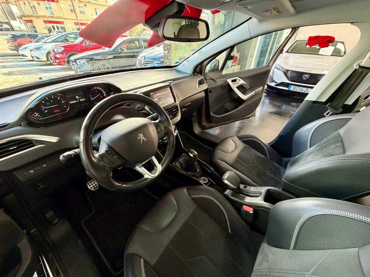 peugeot-2008-2016-gasolina-1199cc
