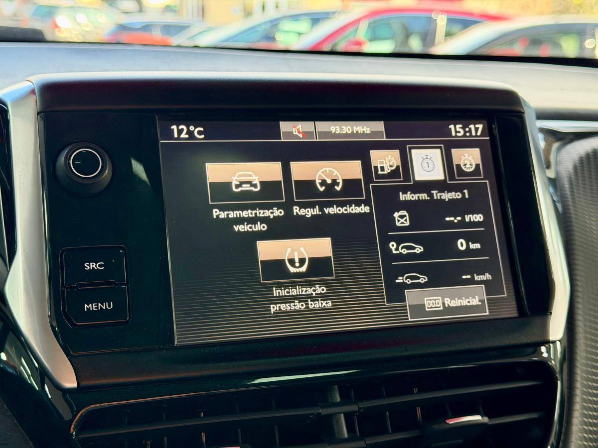 peugeot-2008-2016-gasolina-1199cc