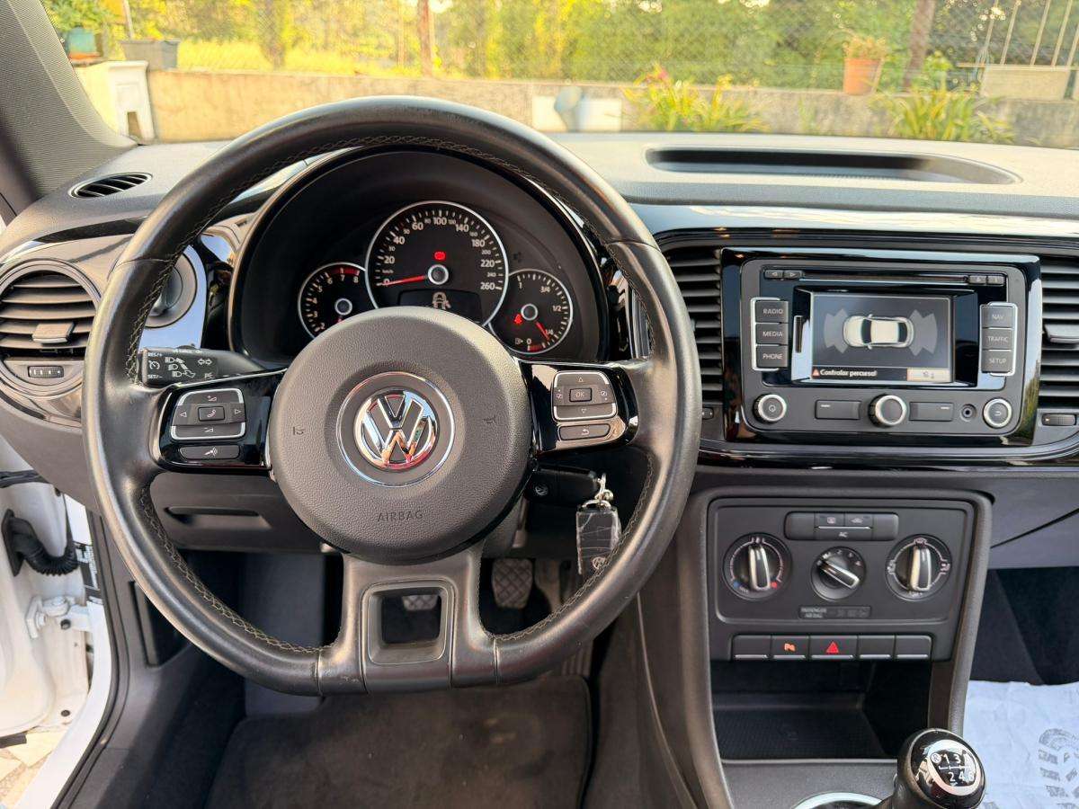 volkswagen-beetle-2012-gasolina-1197cc