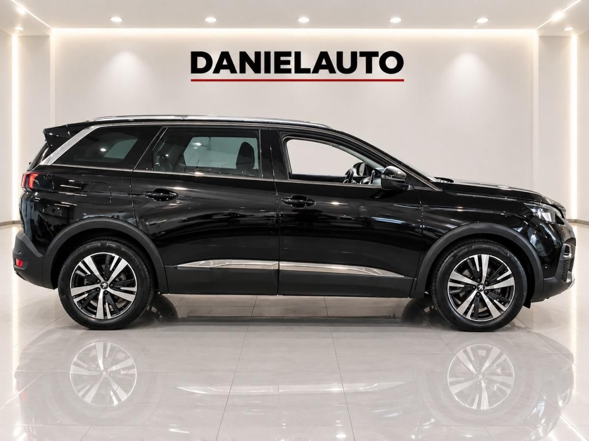 peugeot-5008-2018-gasolina-1199cc