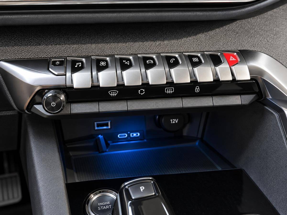 peugeot-5008-2018-gasolina-1199cc