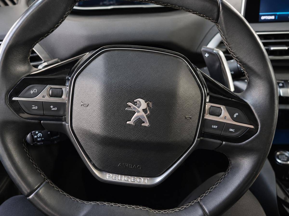 peugeot-5008-2018-gasolina-1199cc