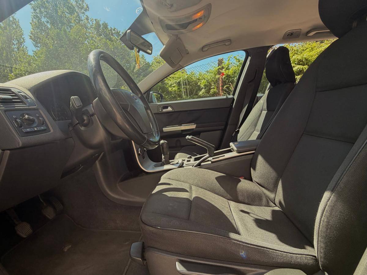 volvo-v50-2008-diesel-1560cc