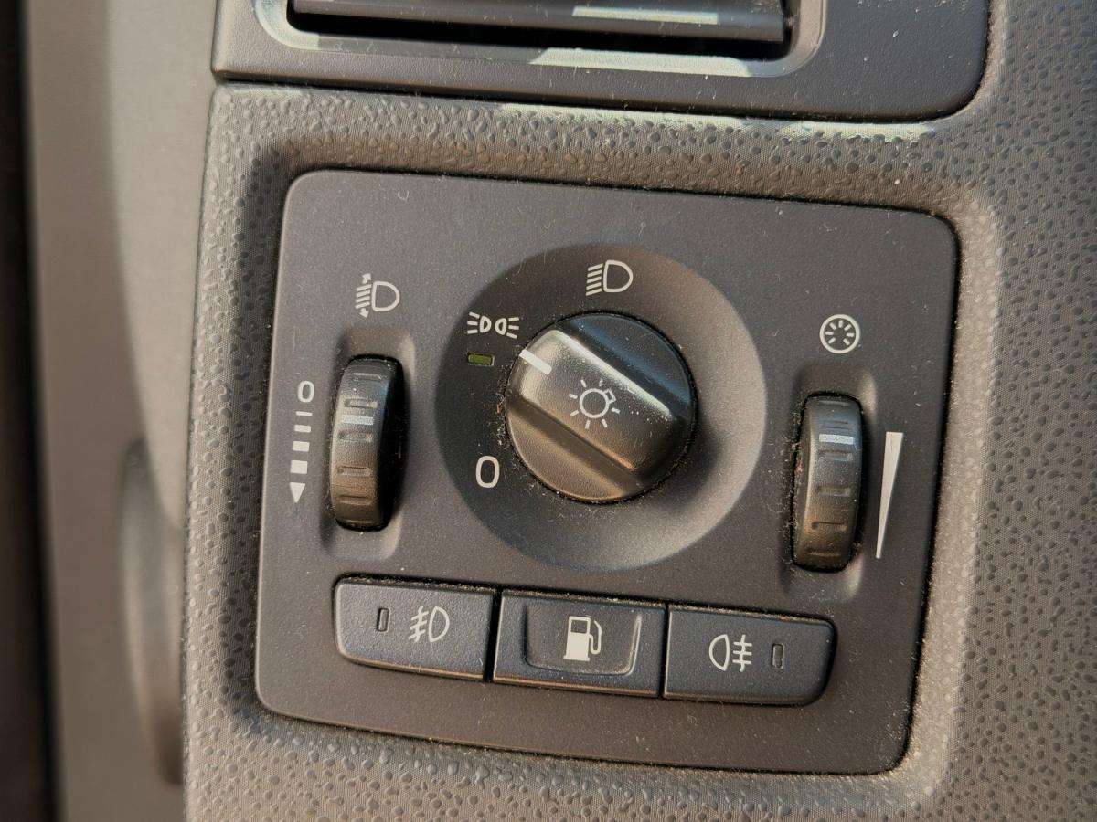 volvo-v50-2008-diesel-1560cc