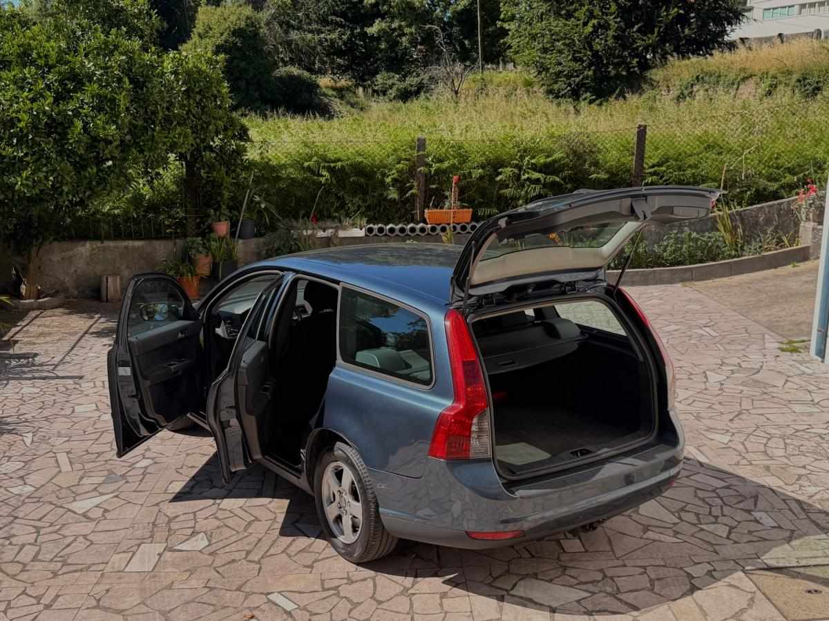 volvo-v50-2008-diesel-1560cc