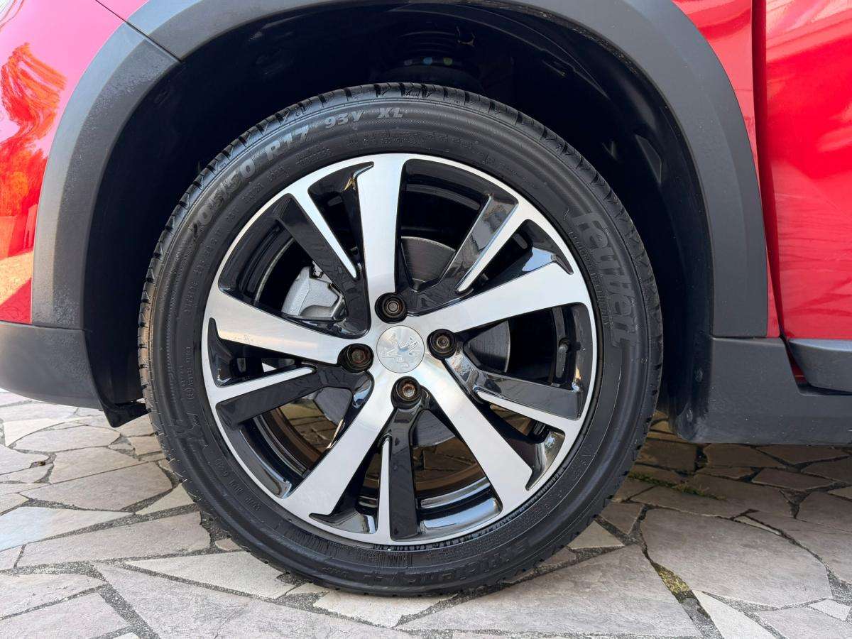 peugeot-2008-2019-gasolina-1199cc
